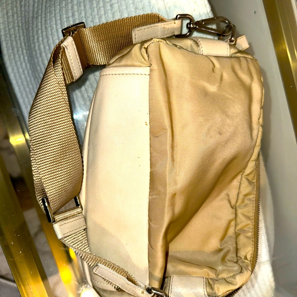 Vintage Prada purse - Picture 3 of 3